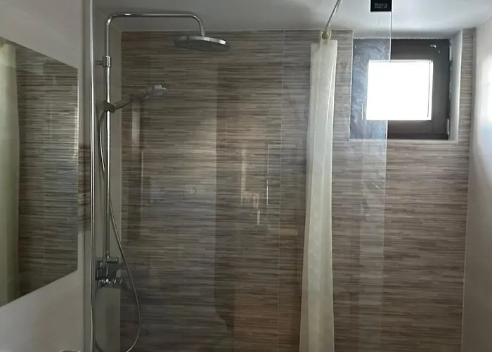 Sofiart * Bukurešť